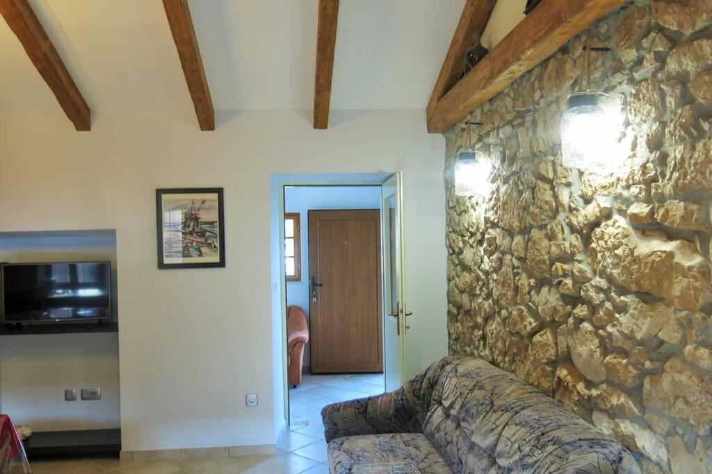 Vacation Home Marinici Mošćenička Draga Buitenkant foto